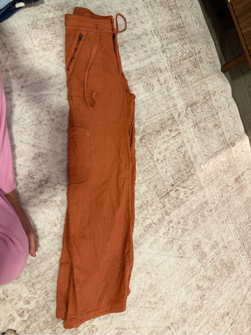 American Eagle Outfitters Rust Orange Cargo Jogger Pants - Picture 2 of 3